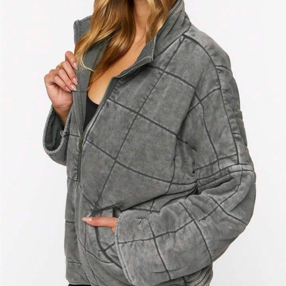 Women's Gray Quilted Jacket